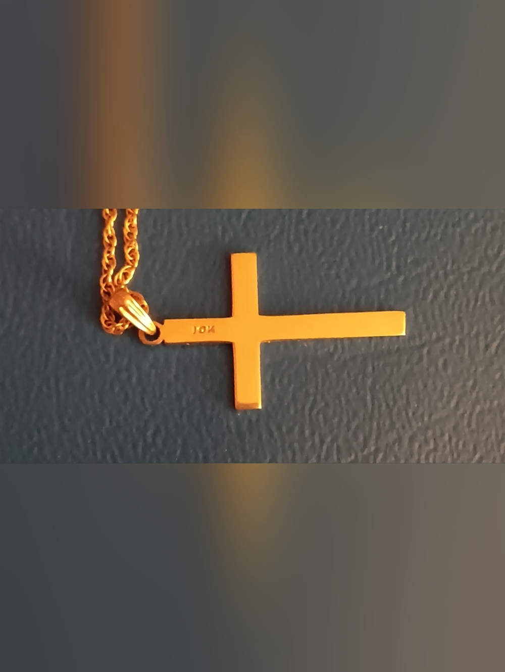 14k Mens Yellow Gold Cross And Chain Necklace .Firm.